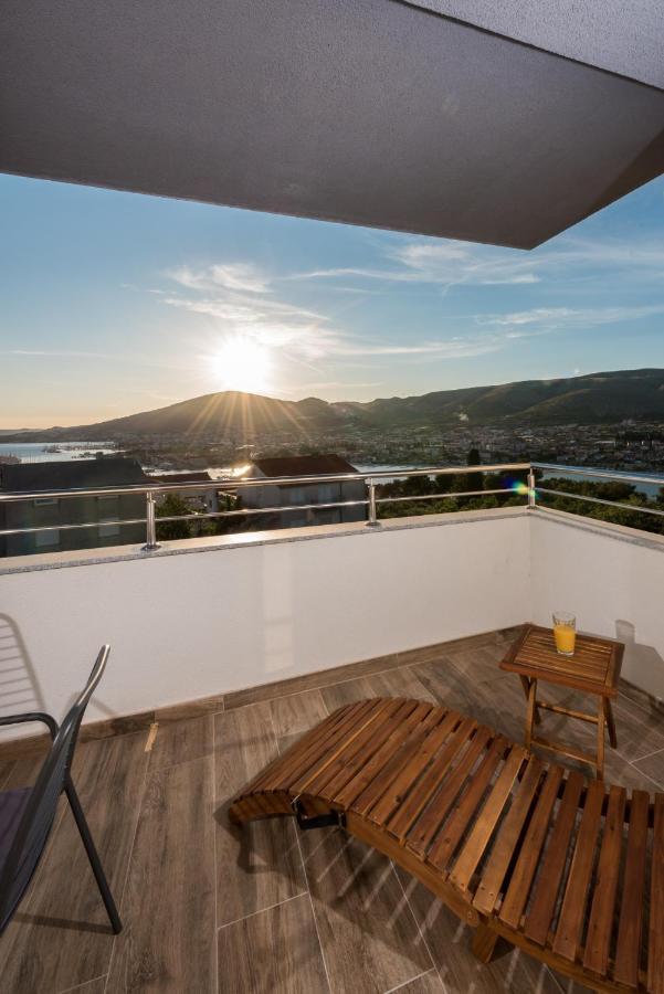 Ferienwohnung View Of Trogir Exterior foto
