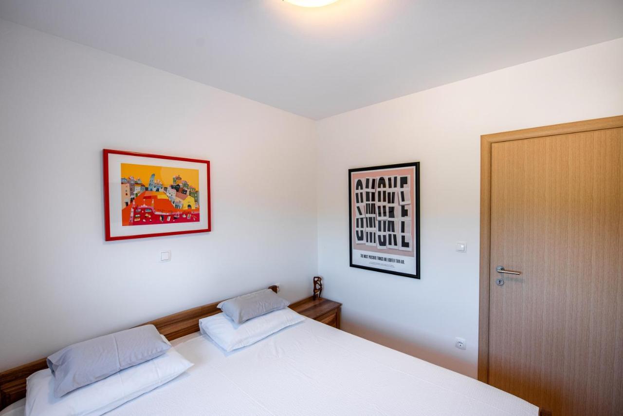 Ferienwohnung View Of Trogir Exterior foto